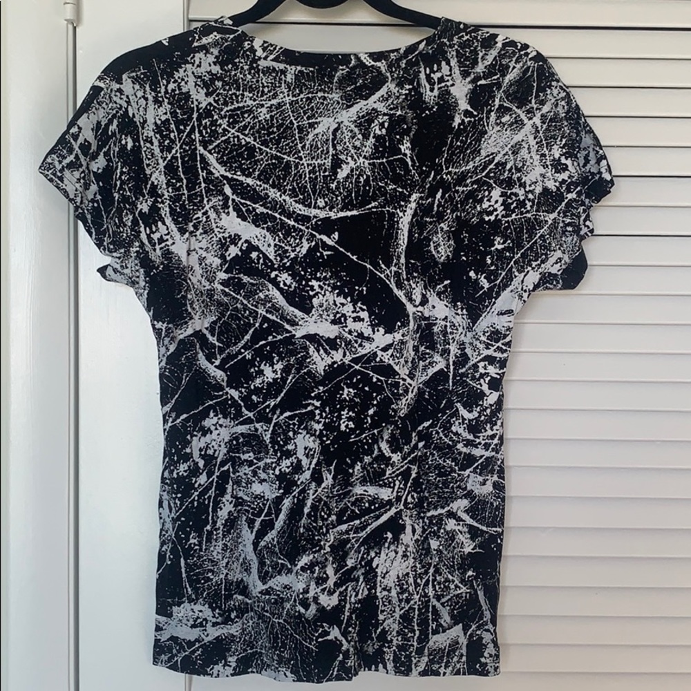 Graphic tee - Picture 4 of 4